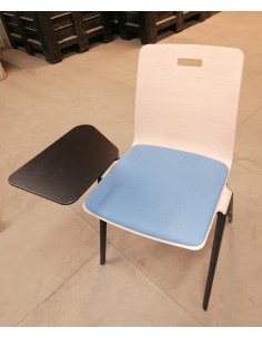 chaise avec tablette 2